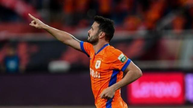 开云体育APP下载-【中超】卡扎伊什维利戴帽徐皓阳头球 申花3比3泰山