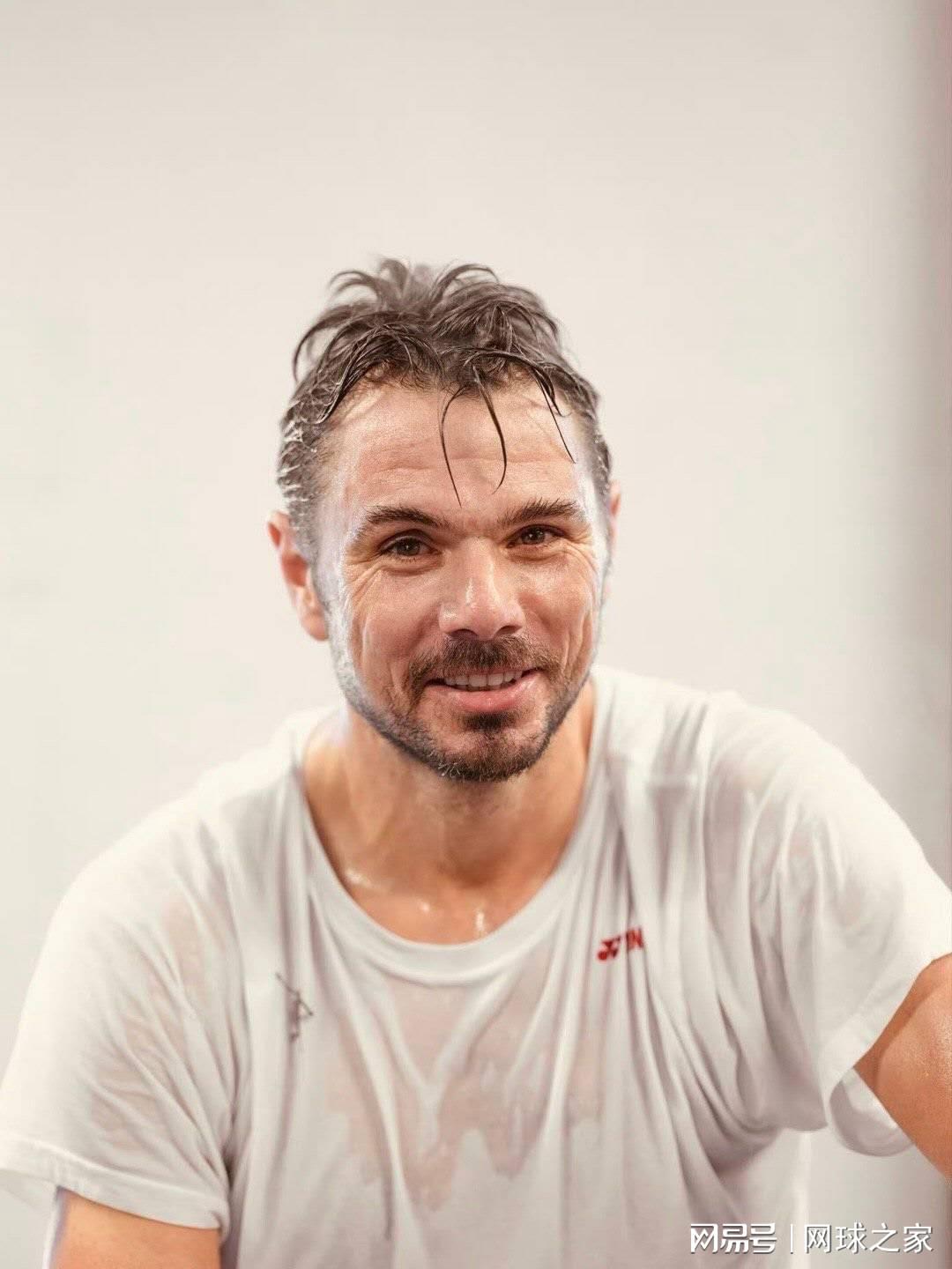 兹维输球又砸拍，何时能学瓦林卡大器晚成？