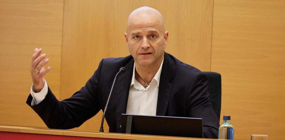 开云体育入口-巴萨主席候选人：若我当选，将恢复每年投入拉玛西亚4000万欧