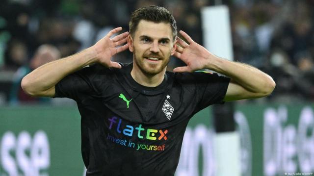 开云体育入口-门兴大将跳槽去死敌 霍夫曼到药厂是咋回事？