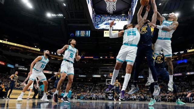 开云-疯狂攻势打破多项队史记录 黄蜂火力全开无可阻挡